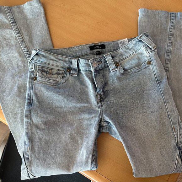 Like New True Religion Size 28 Joey LOW RISE FLARE.  INSEAM 29 - Picture 2 of 6